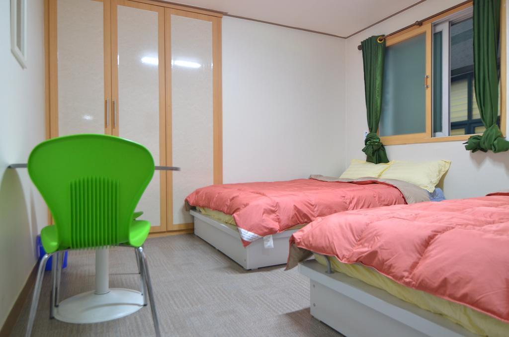 Kimchee Downtown Guesthouse Seoul Exterior foto