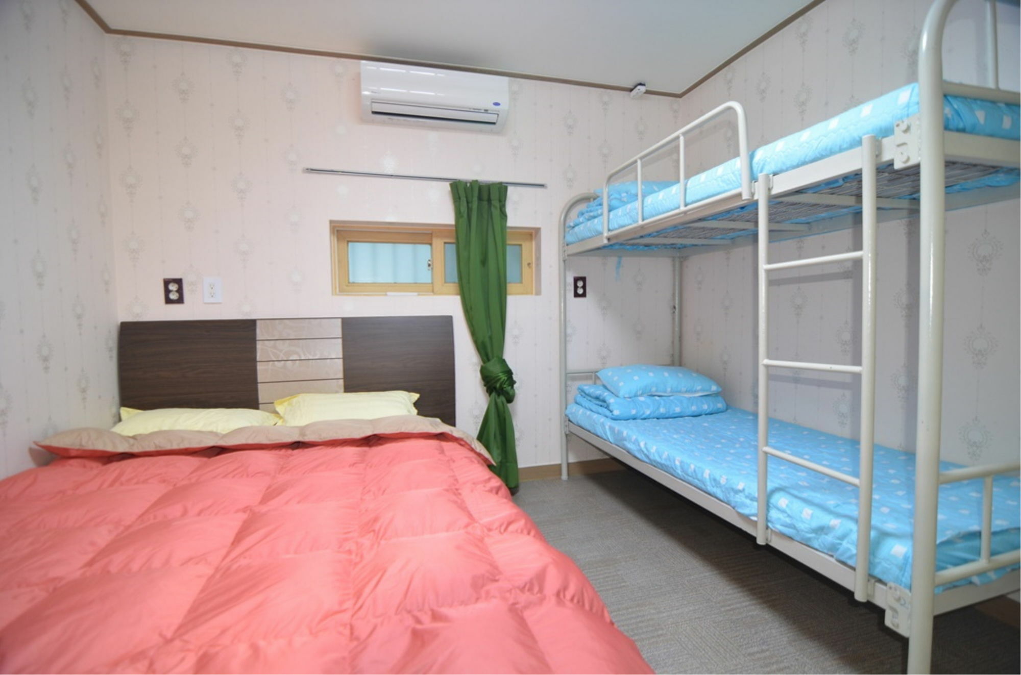Kimchee Downtown Guesthouse Seoul Exterior foto