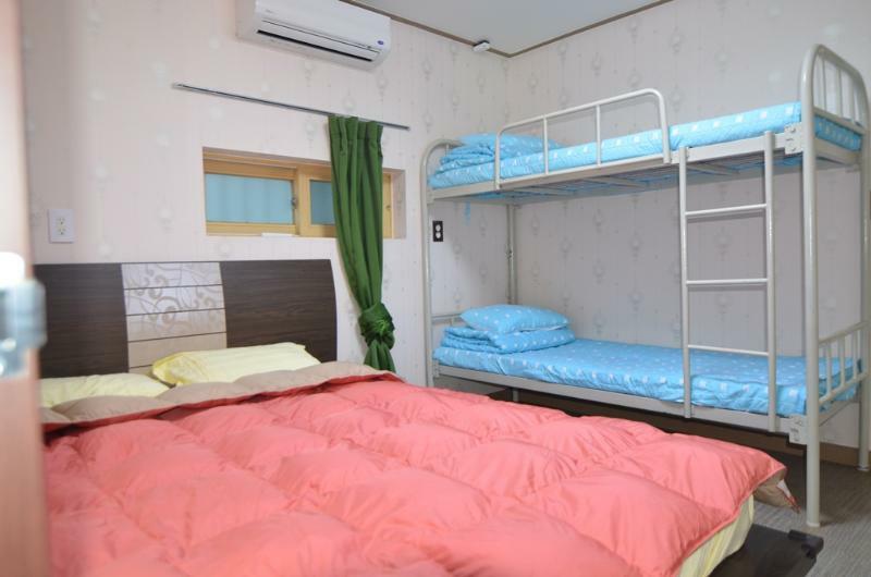 Kimchee Downtown Guesthouse Seoul Exterior foto